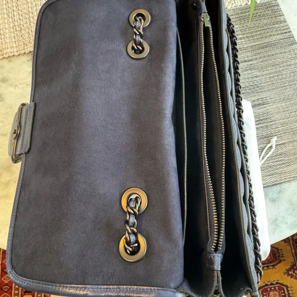 Coach Quilted Leather Shoulder Bag in Navy Blue with Gunmetal Chain - Picture 12 of 16